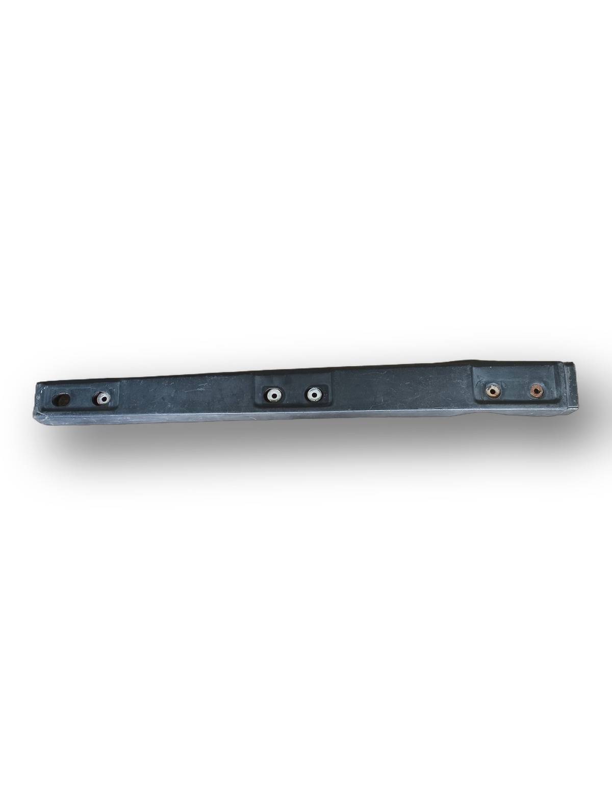 MOLDURA ESQUERDA CAÇAMBA FIAT STRADA 2009 2020 DETALHE